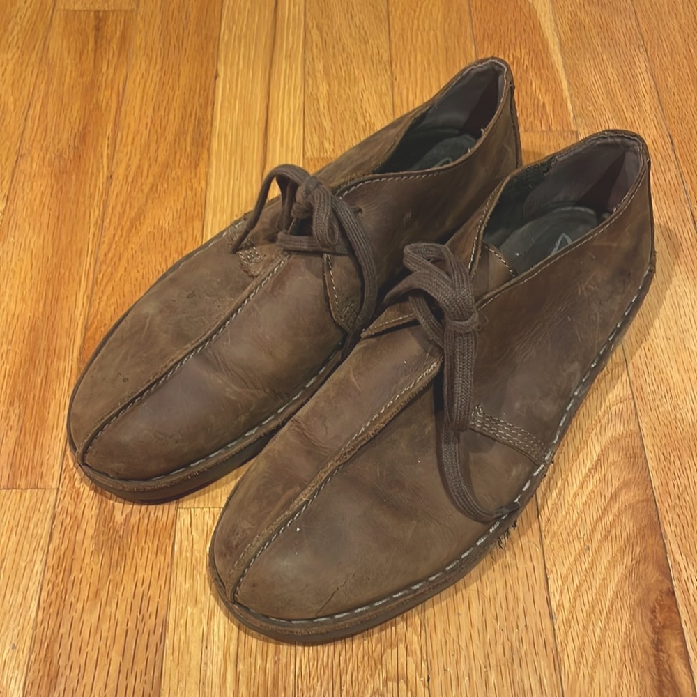 Clarks Men’s leather chukka boots